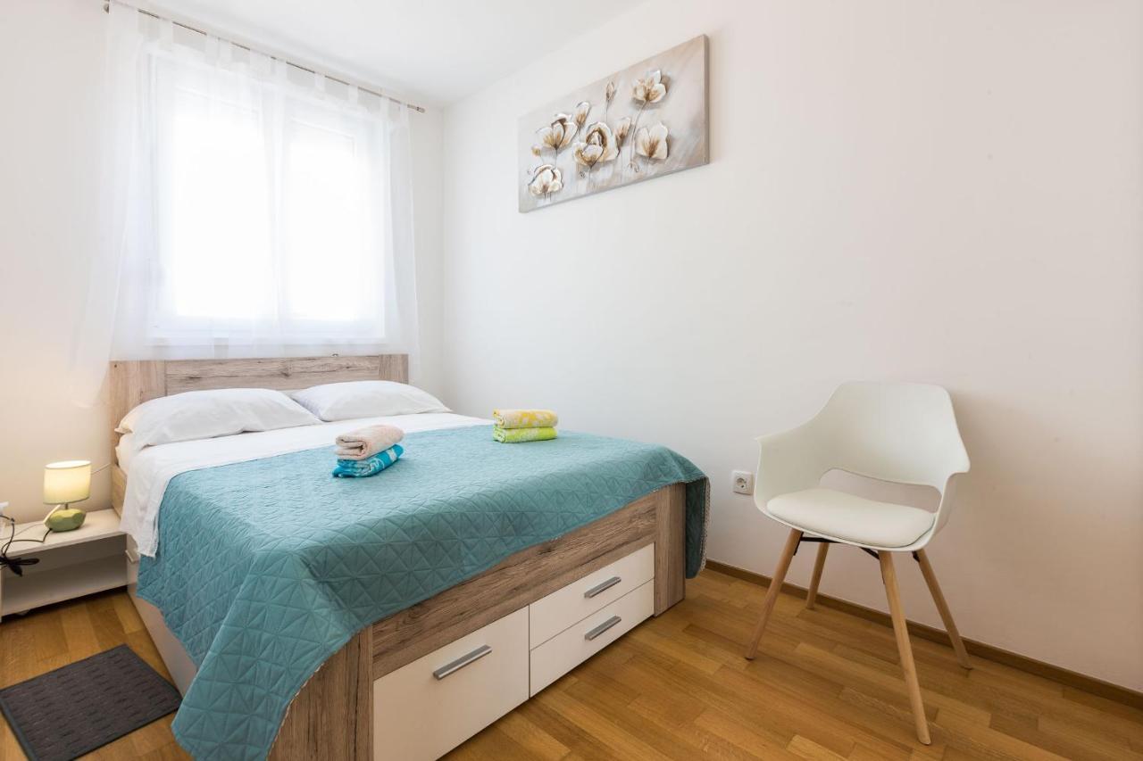 Tanja modern apartment with balcony&parking garage Zadar Bagian luar foto